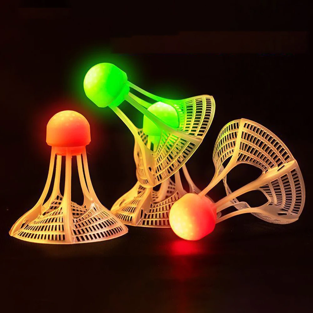 Glow-In-The-Dark Windproof Bad - Feather Shuttlecock recension och pris
